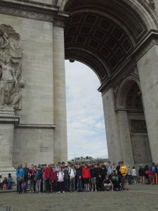 French language pupils at Arc de Triomphe